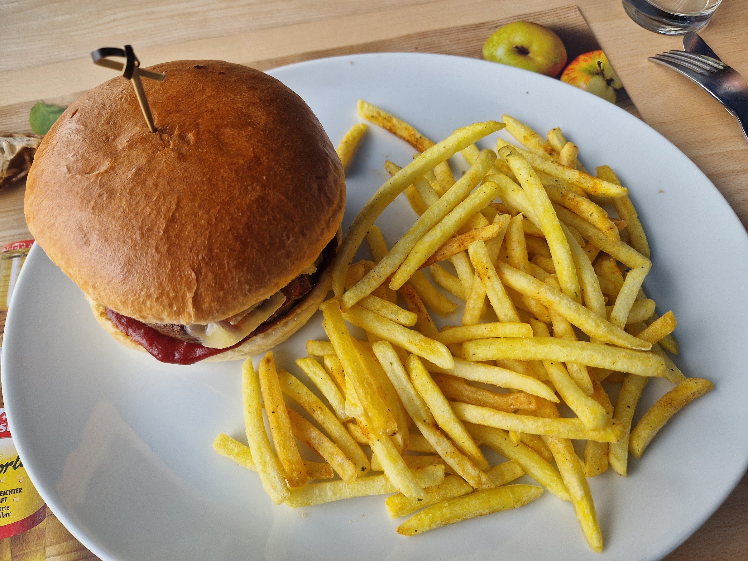 Berghaus Niesen-Kulm (Restaurant & Übernachtung)